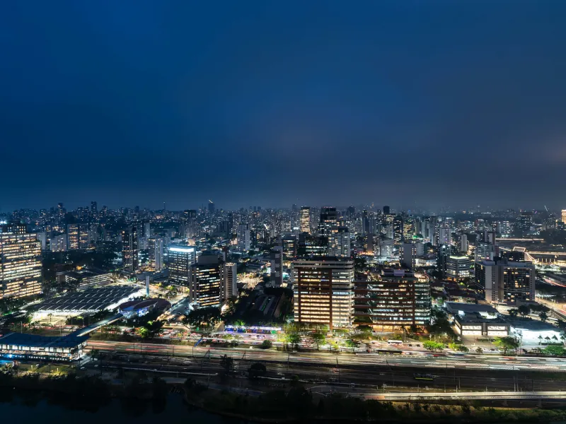 Vista panorâmica do 34º andar do River One, São Paulo